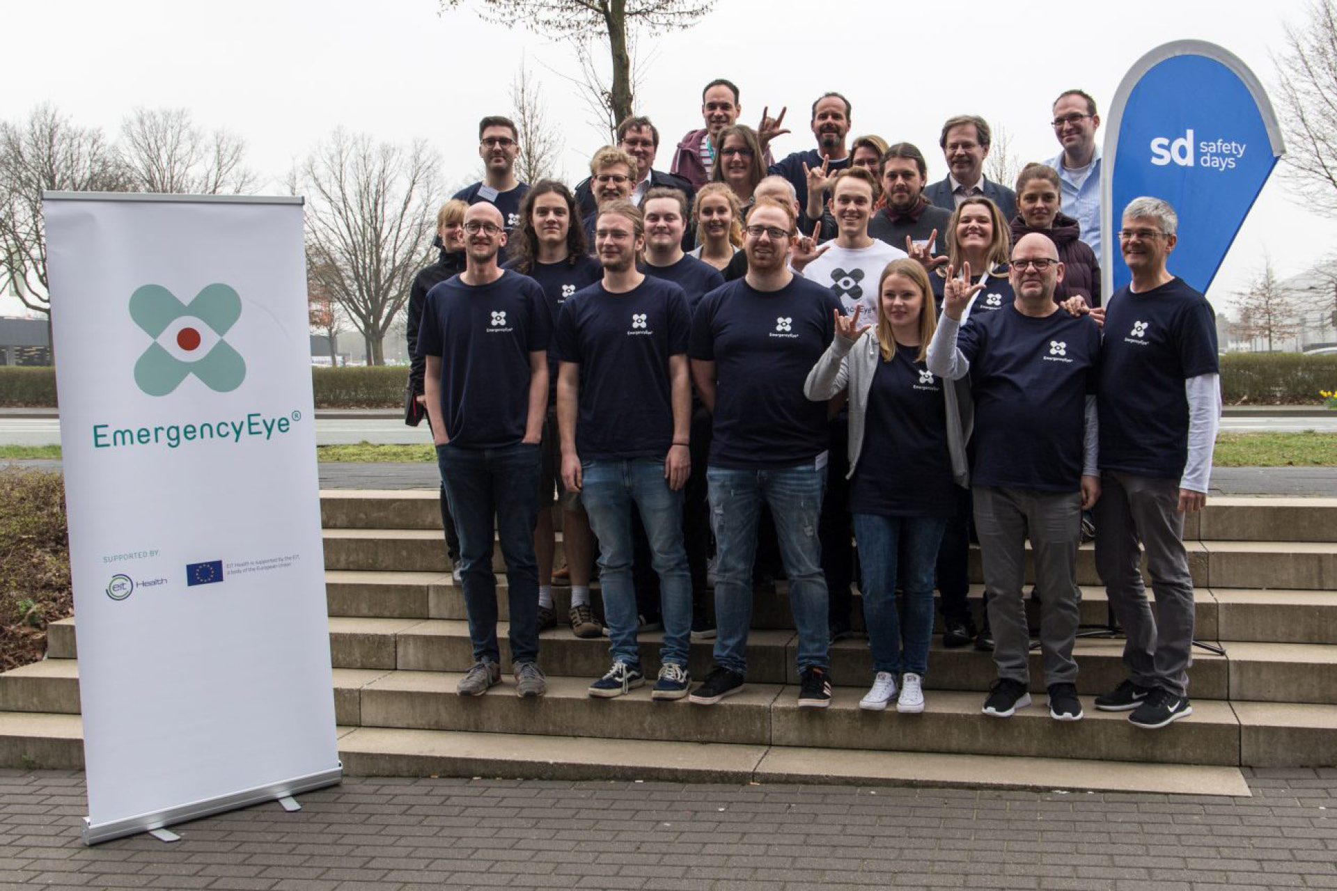 Das EmergencyEye Hackathonteam